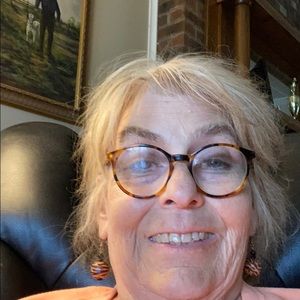 Meet your Posher, Teresa